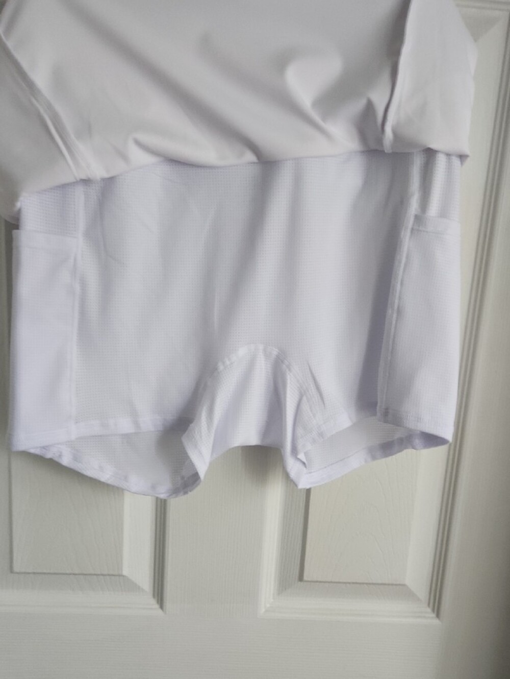 Moteepi Skort with Lettuce Hem - Picture 4 of 9